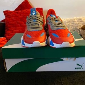 New Puma RS-X Retro- red , steel gray- indigo size 9.5